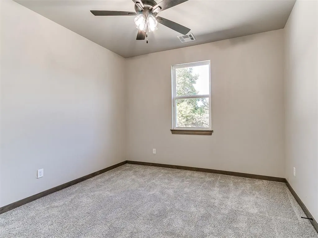 Photo 26 — 990614 Hickory Grove Trail, Harrah, OK 73045