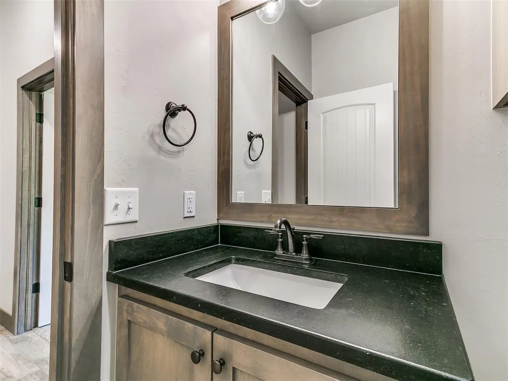 Photo 30 — 990614 Hickory Grove Trail, Harrah, OK 73045
