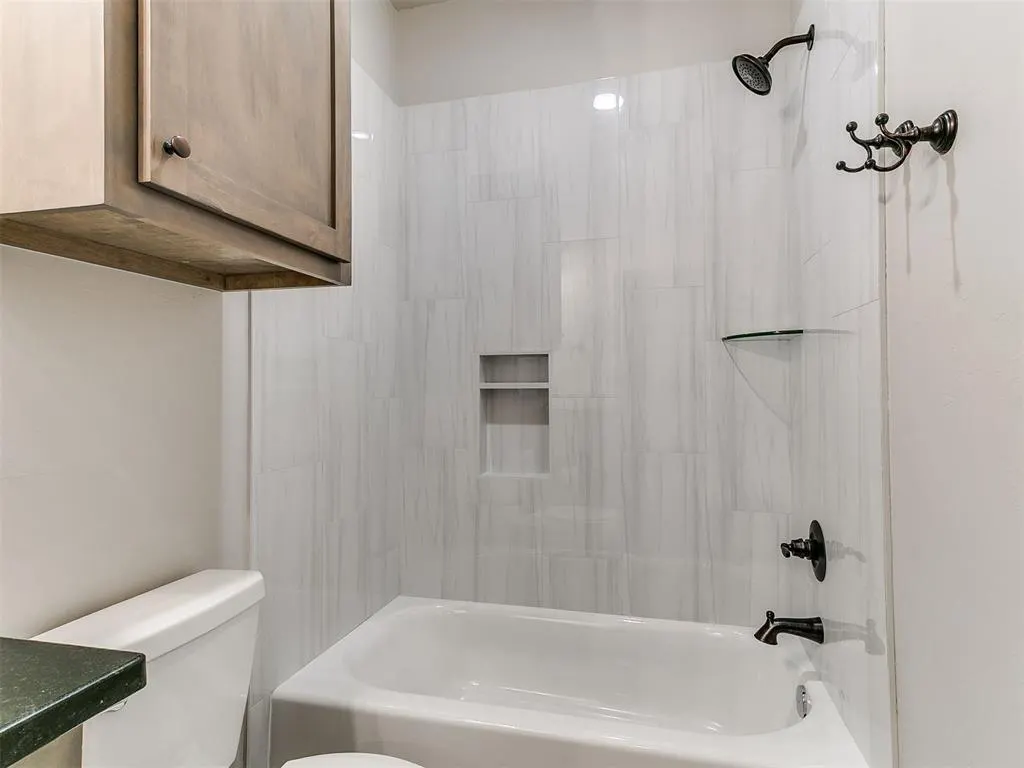Photo 31 — 990614 Hickory Grove Trail, Harrah, OK 73045