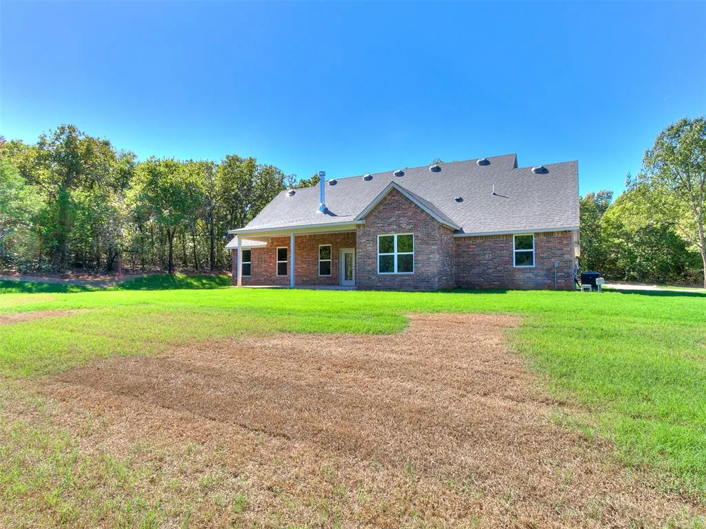 Photo 47 — 990614 Hickory Grove Trail, Harrah, OK 73045