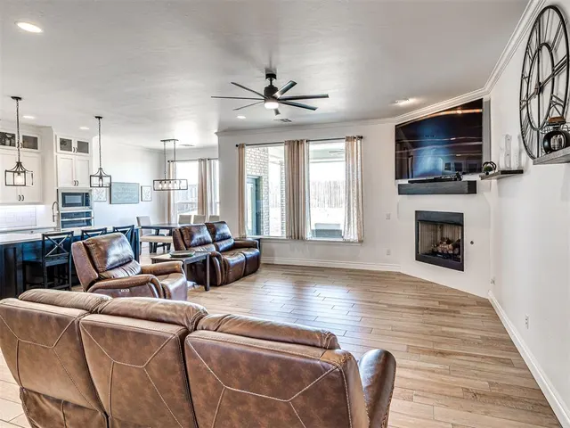 Photo 5 — 1407 Presidio Drive, Norman, OK 73072