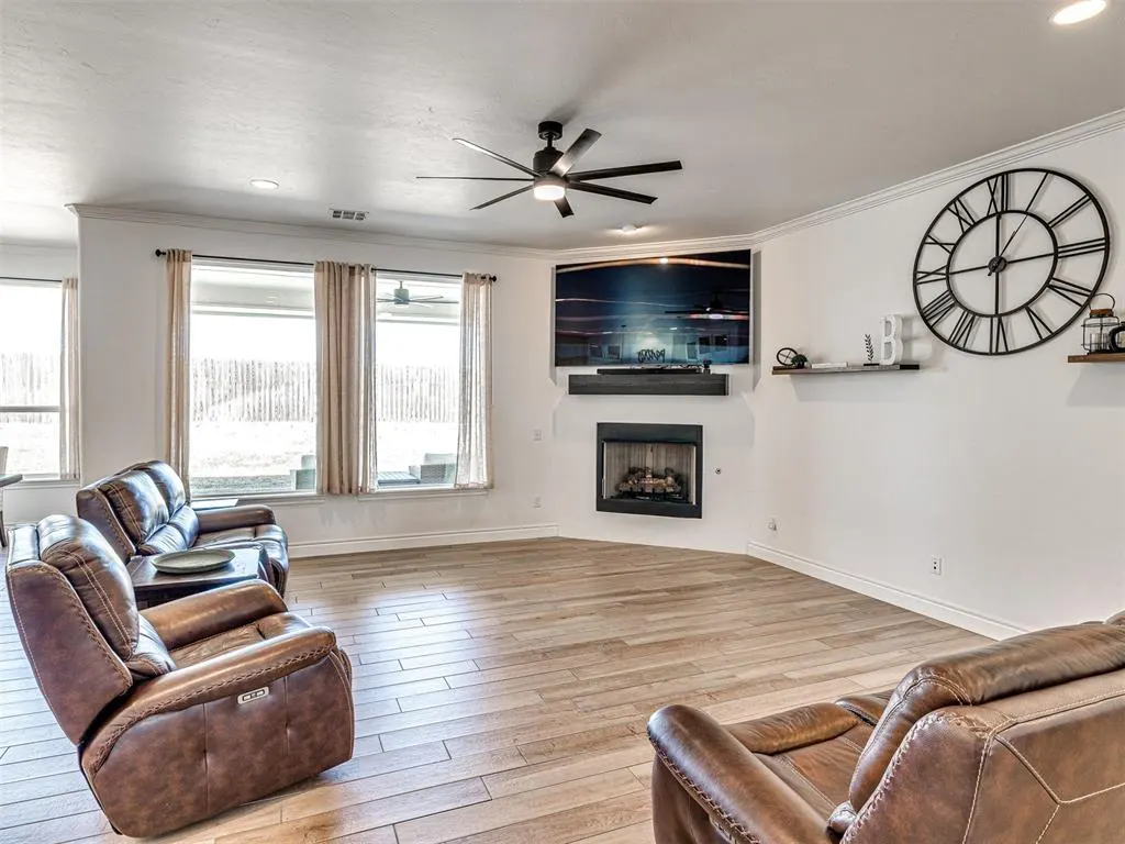 Photo 6 — 1407 Presidio Drive, Norman, OK 73072
