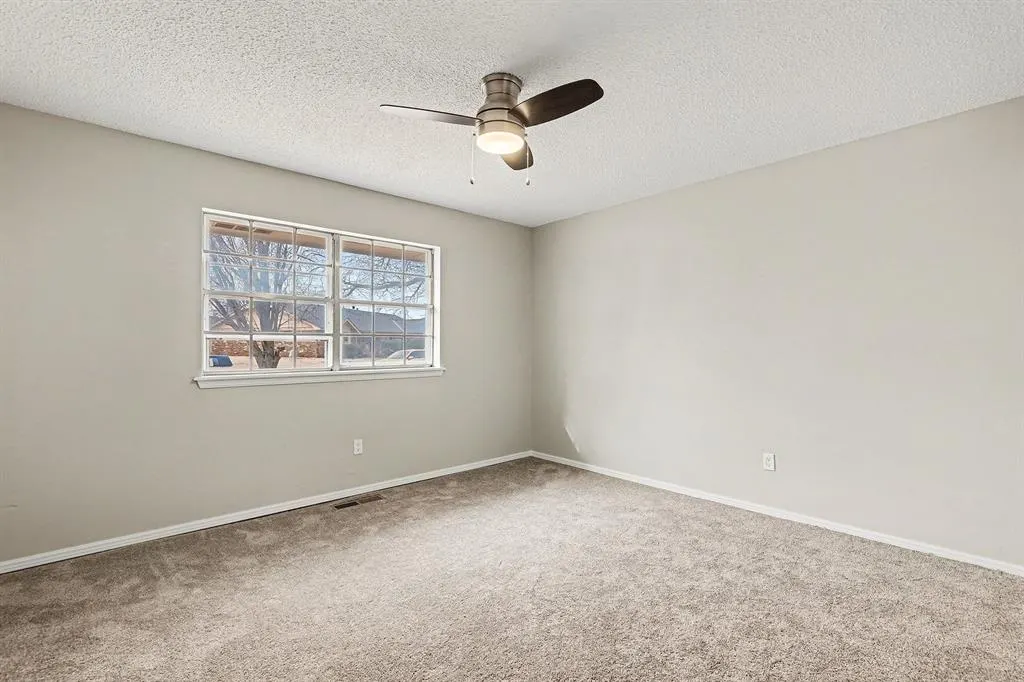Photo 33 — 2813 NW 117th Street, Oklahoma City, OK 73120