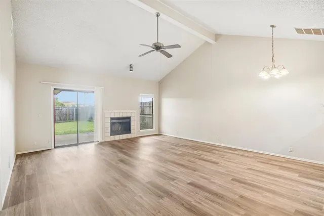 Photo 4 — 605 NW 121st Terrace, Oklahoma City, OK 73114