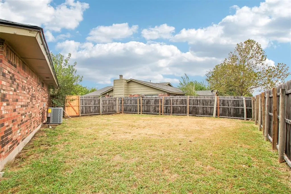 Photo 24 — 605 NW 121st Terrace, Oklahoma City, OK 73114