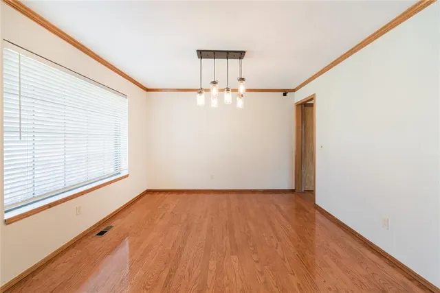 Photo 5 — 2900 Jannas Trail, Edmond, OK 73012
