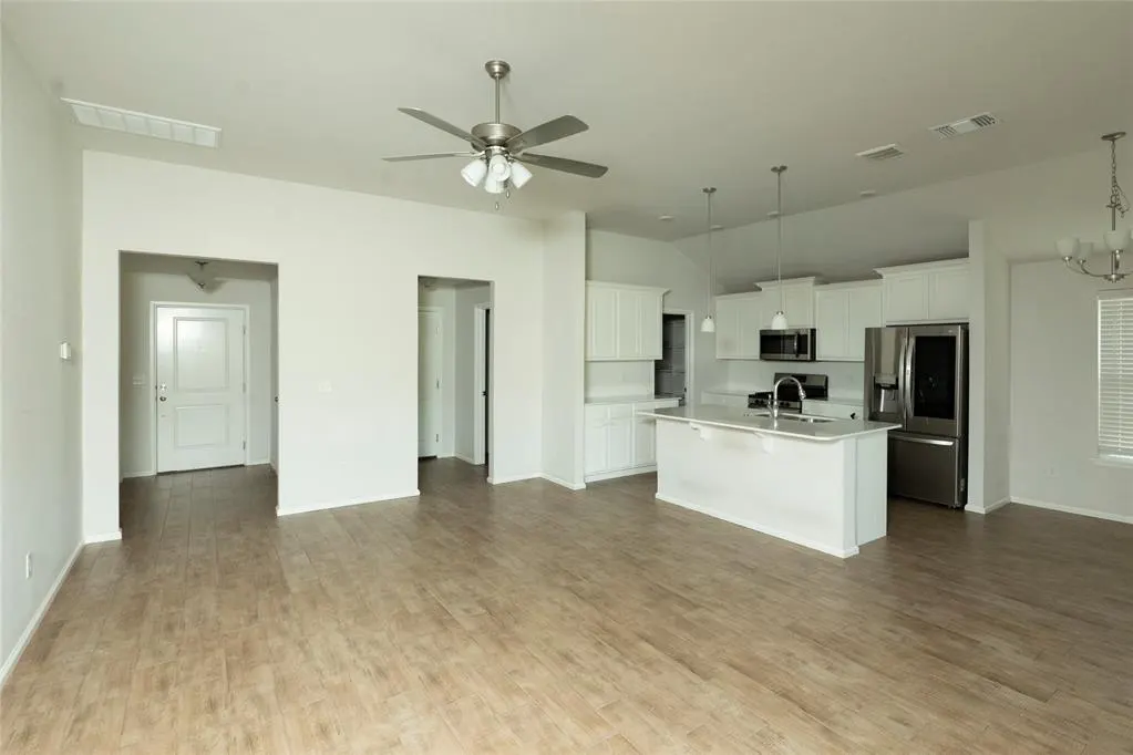 Photo 9 — 245 Vista Drive, Yukon, OK 73099