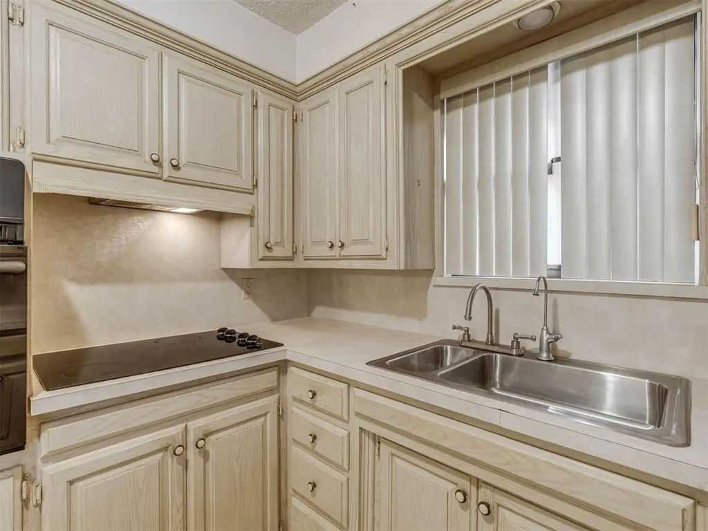 Photo 14 — 2609 SW 63rd Place, Oklahoma City, OK 73159