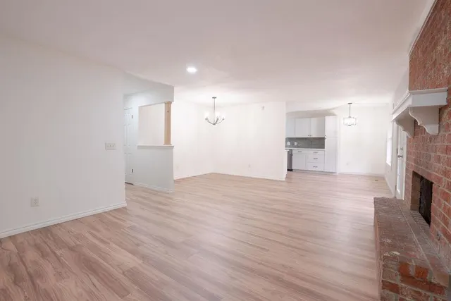 Photo 5 — 833 NW 115th Street, Oklahoma City, OK 73114