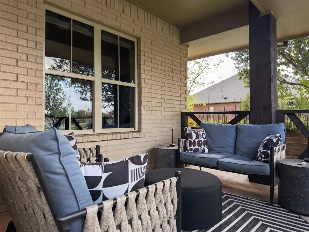 Photo 7 — 2228 Vineyard Boulevard, The Village, OK 73120