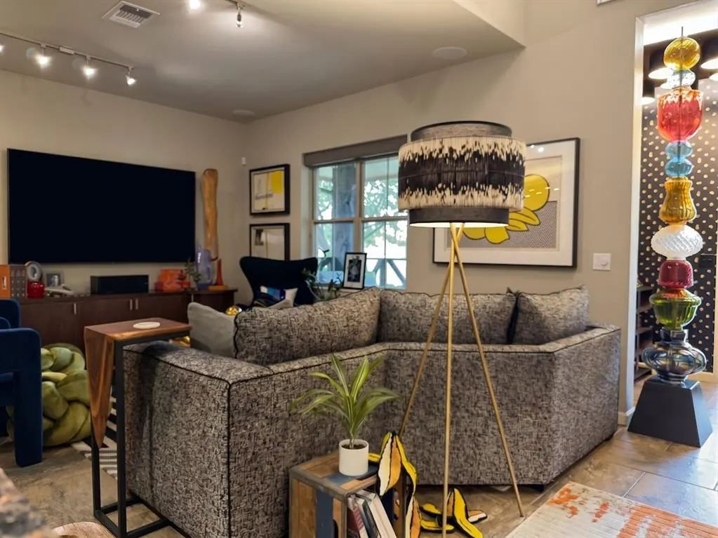 Photo 11 — 2228 Vineyard Boulevard, The Village, OK 73120