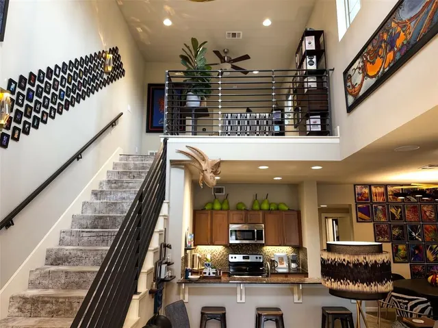 Photo 8 — 2228 Vineyard Boulevard, The Village, OK 73120
