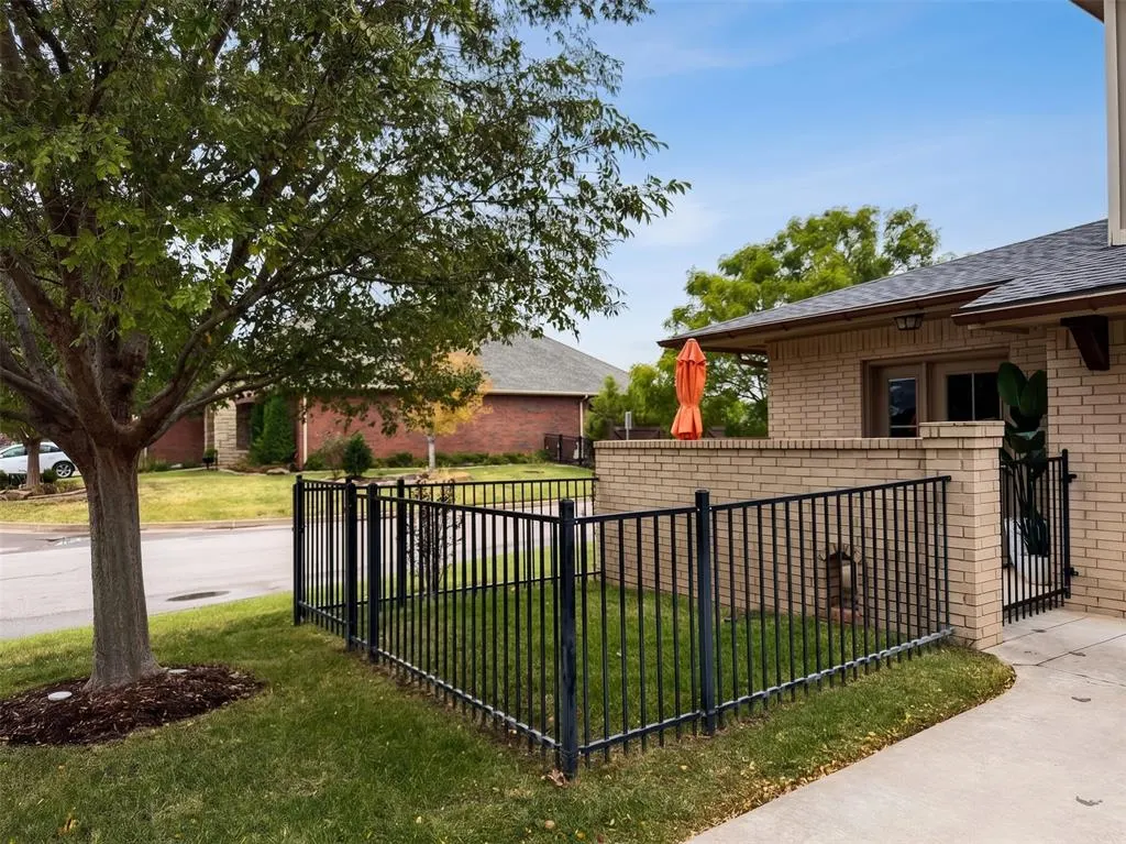 Photo 17 — 2228 Vineyard Boulevard, The Village, OK 73120