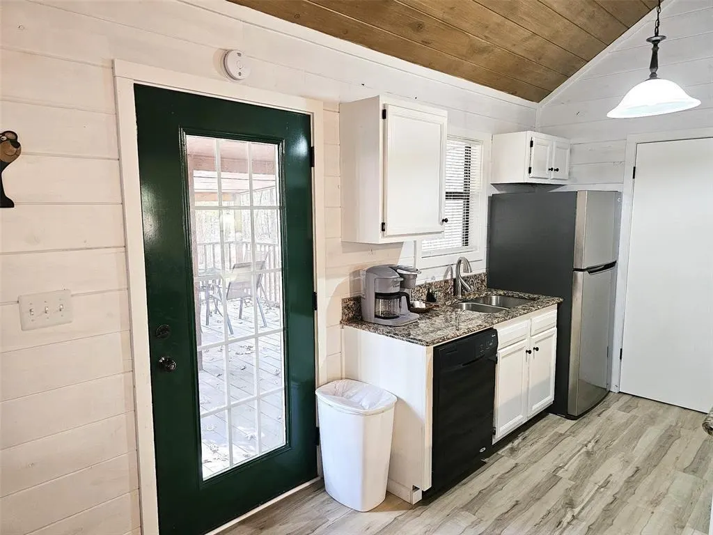 Photo 6 — 178 Marlin Drive, Broken Bow, OK 74728