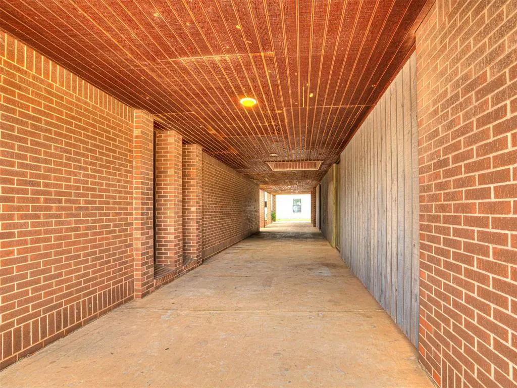 Photo 4 — 626 W Kansas Avenue, Chickasha, OK 73018