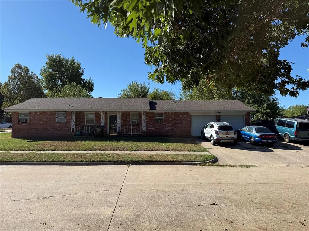 Front exterior — 608 Mark Avenue, Yukon, OK 73099