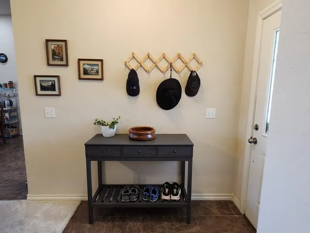 Photo 3 — 3025 White Tail Drive, Altus, OK 73521