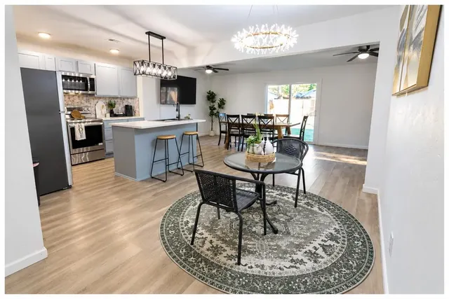 Photo 7 — 10908 N McKinley Avenue, Oklahoma City, OK 73114