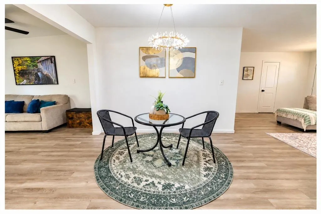 Photo 9 — 10908 N McKinley Avenue, Oklahoma City, OK 73114