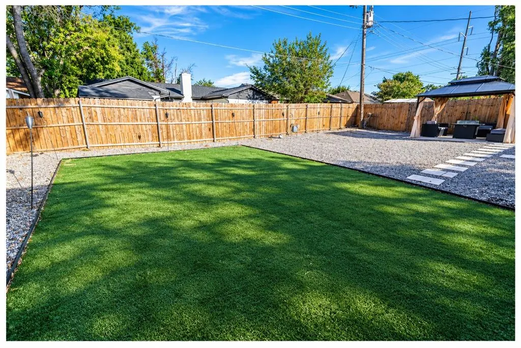 Photo 10 — 10908 N McKinley Avenue, Oklahoma City, OK 73114