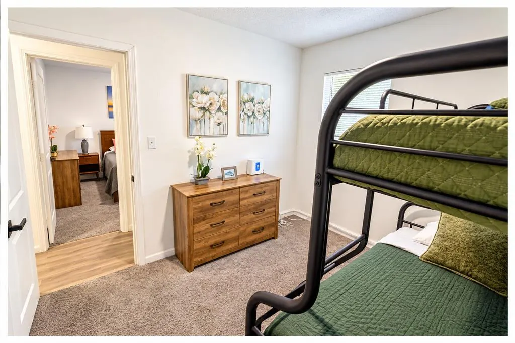 Photo 14 — 10908 N McKinley Avenue, Oklahoma City, OK 73114
