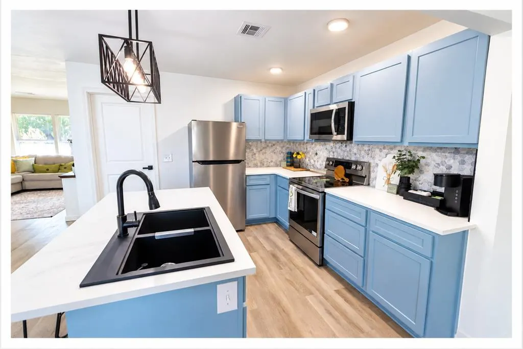 Photo 15 — 10908 N McKinley Avenue, Oklahoma City, OK 73114