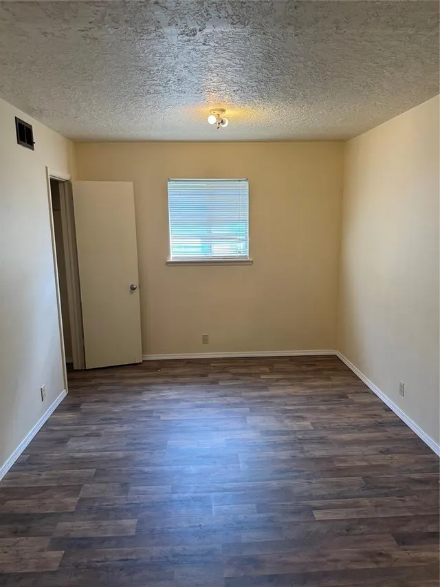 Photo 5 — 517 W Polk Street, Purcell, OK 73080