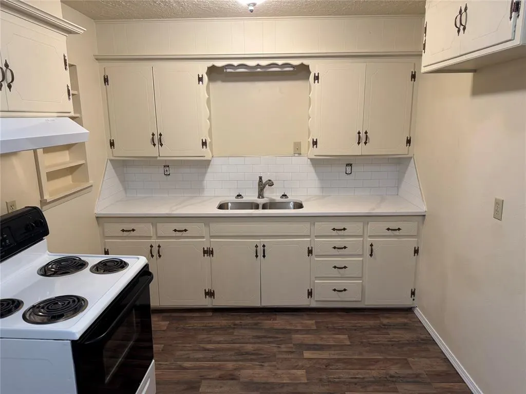 Photo 12 — 517 W Polk Street, Purcell, OK 73080