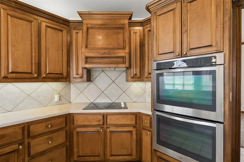 Photo 15 — 12 NW Ashbury Way, Lawton, OK 73505