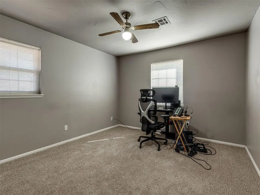 Photo 23 — 2724 Kerry Lane, Oklahoma City, OK 73120