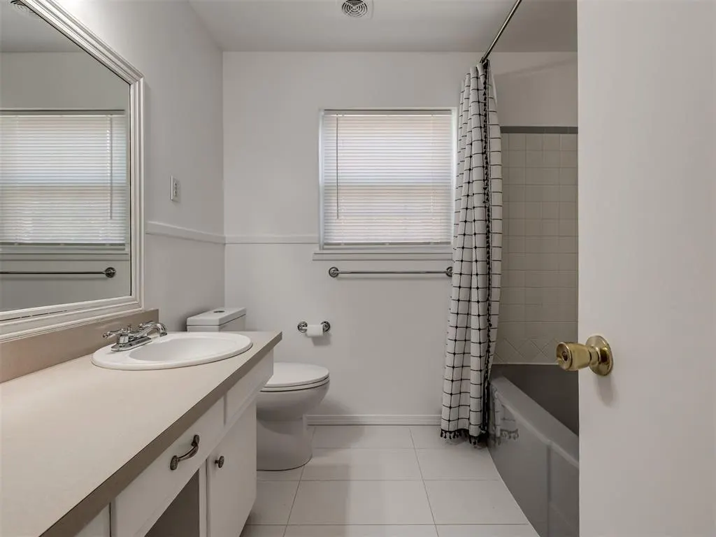 Photo 25 — 2724 Kerry Lane, Oklahoma City, OK 73120