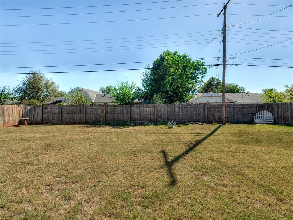 Photo 33 — 2724 Kerry Lane, Oklahoma City, OK 73120
