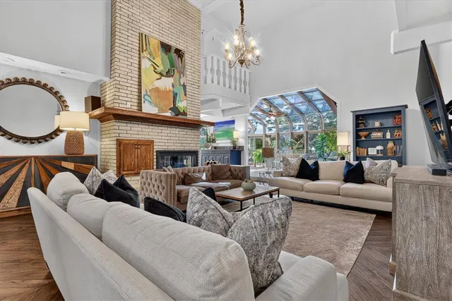 Photo 2 — 11213 Greenbriar Chase, Oklahoma City, OK 73170