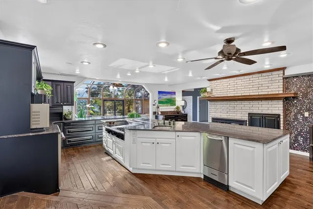Photo 5 — 11213 Greenbriar Chase, Oklahoma City, OK 73170