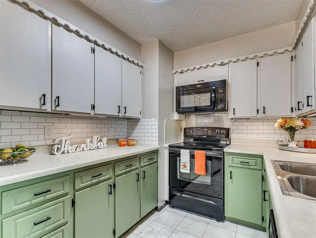 Photo 20 — 208 N Briarwood Street, Yukon, OK 73099