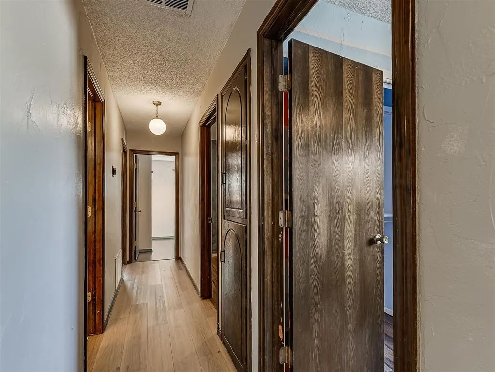Photo 22 — 208 N Briarwood Street, Yukon, OK 73099