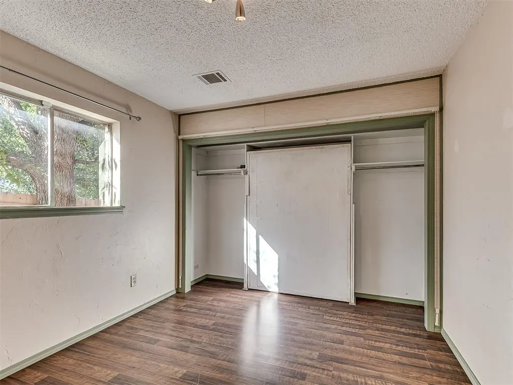 Photo 30 — 208 N Briarwood Street, Yukon, OK 73099