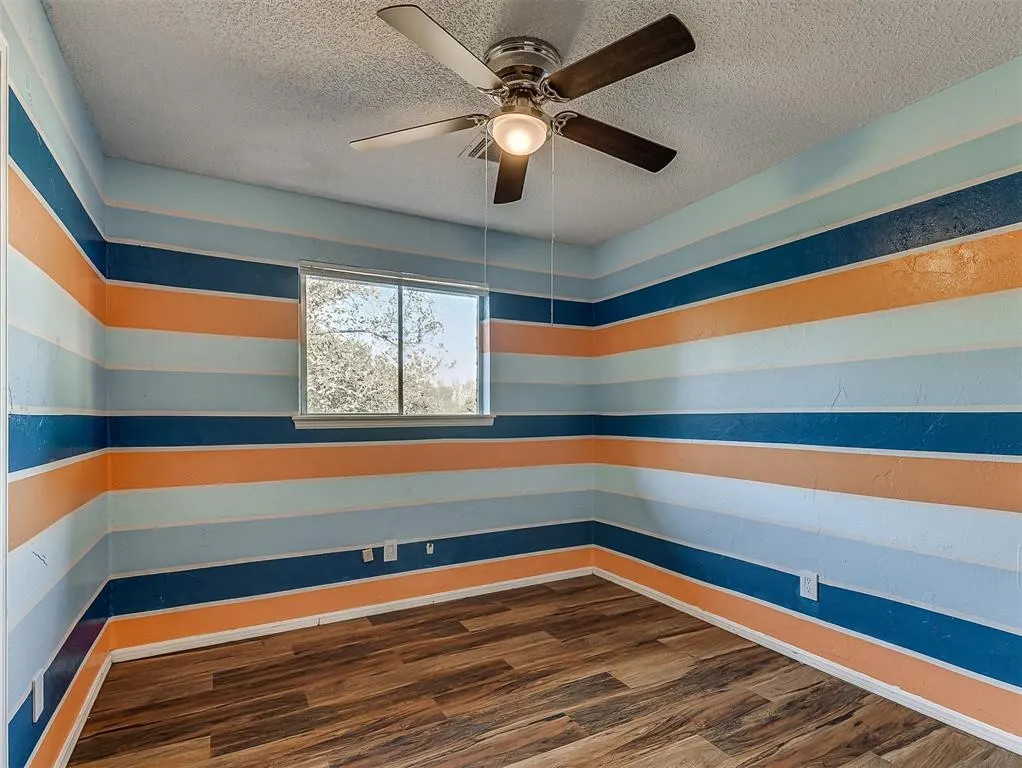 Photo 36 — 208 N Briarwood Street, Yukon, OK 73099