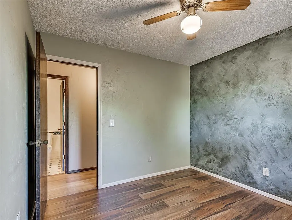 Photo 39 — 208 N Briarwood Street, Yukon, OK 73099
