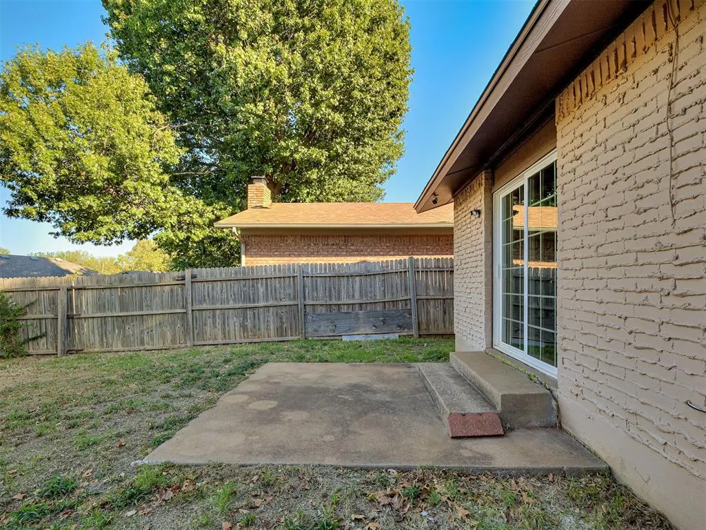 Photo 41 — 208 N Briarwood Street, Yukon, OK 73099