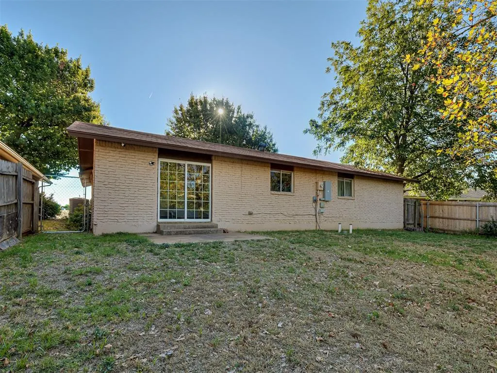 Photo 43 — 208 N Briarwood Street, Yukon, OK 73099
