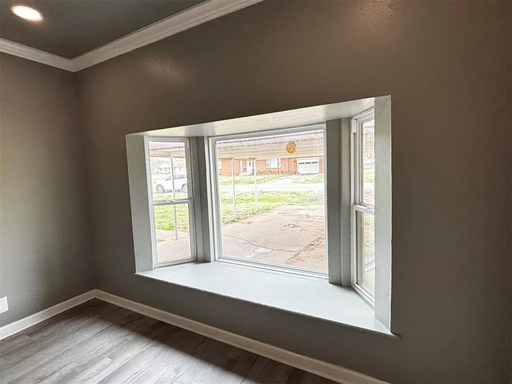 Photo 14 — 214 S 6th Street, Cyril, OK 73029