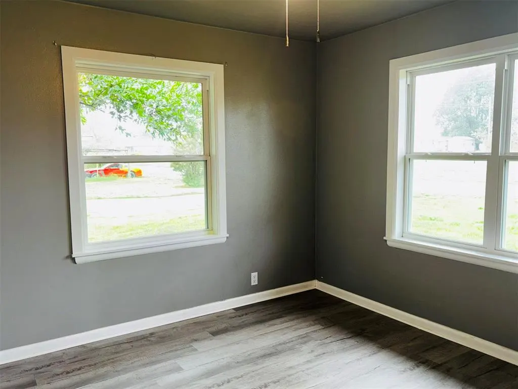 Photo 20 — 214 S 6th Street, Cyril, OK 73029