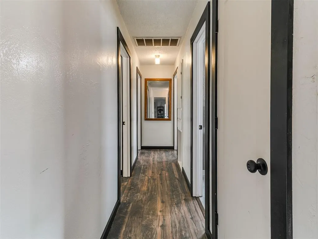 Photo 6 — 816 Hillcrest Drive, Watonga, OK 73772