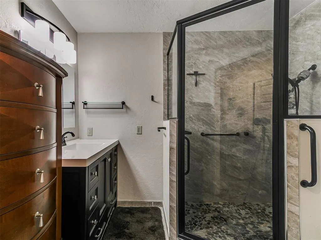 Photo 34 — 816 Hillcrest Drive, Watonga, OK 73772