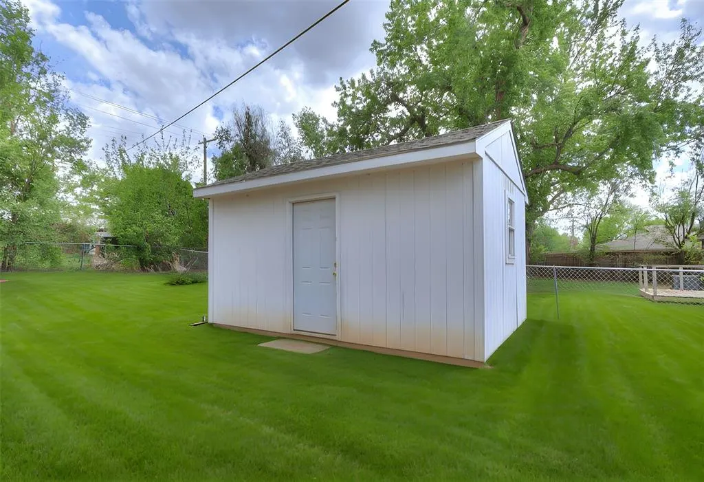 Photo 42 — 816 Hillcrest Drive, Watonga, OK 73772