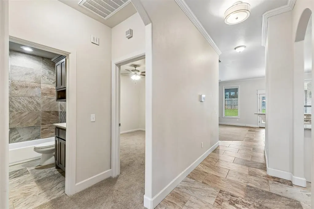 Photo 6 — 900 NW 190th Street, Edmond, OK 73012