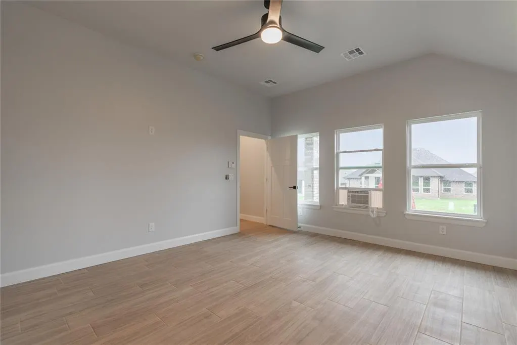 Photo 17 — 9313 SW 39th Street, Oklahoma City, OK 73179