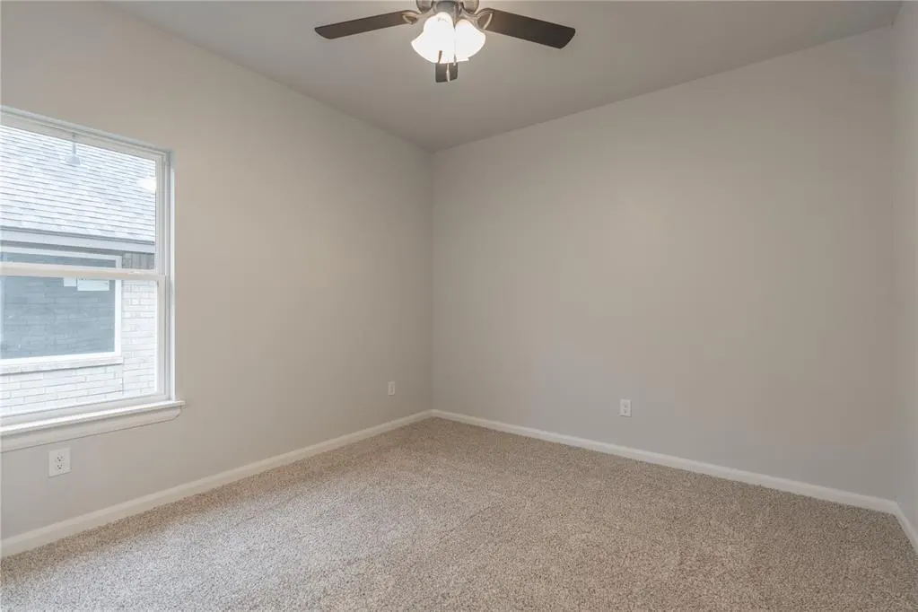 Photo 32 — 9313 SW 39th Street, Oklahoma City, OK 73179