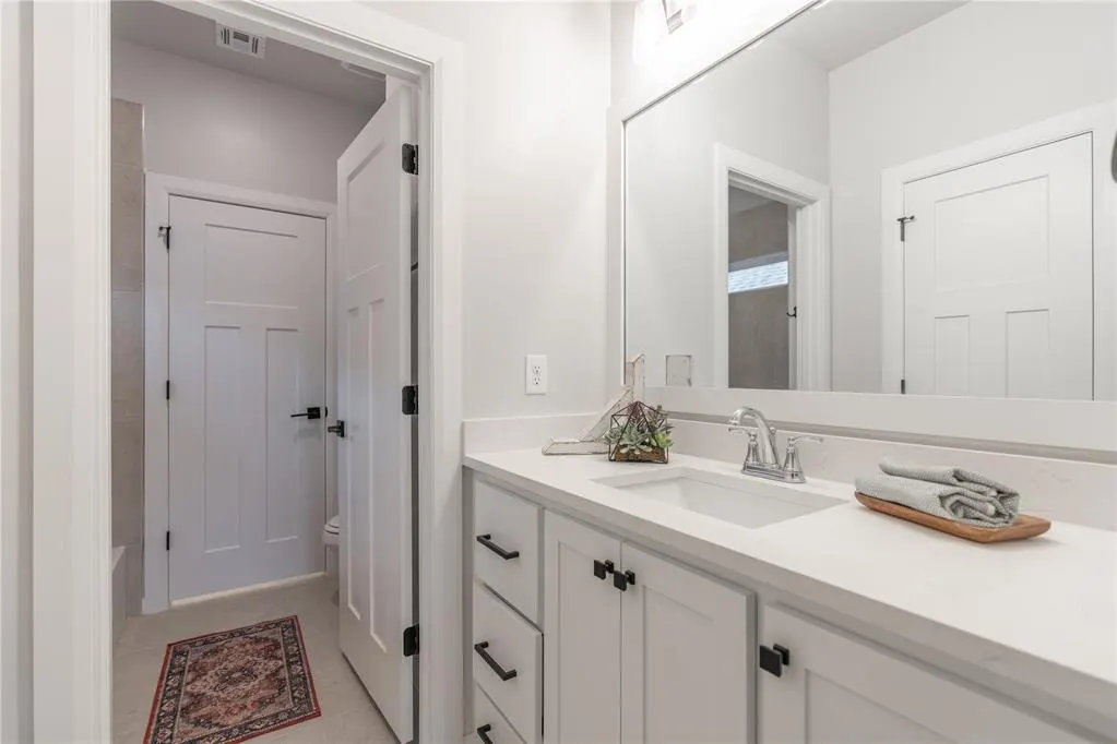 Photo 38 — 9313 SW 39th Street, Oklahoma City, OK 73179